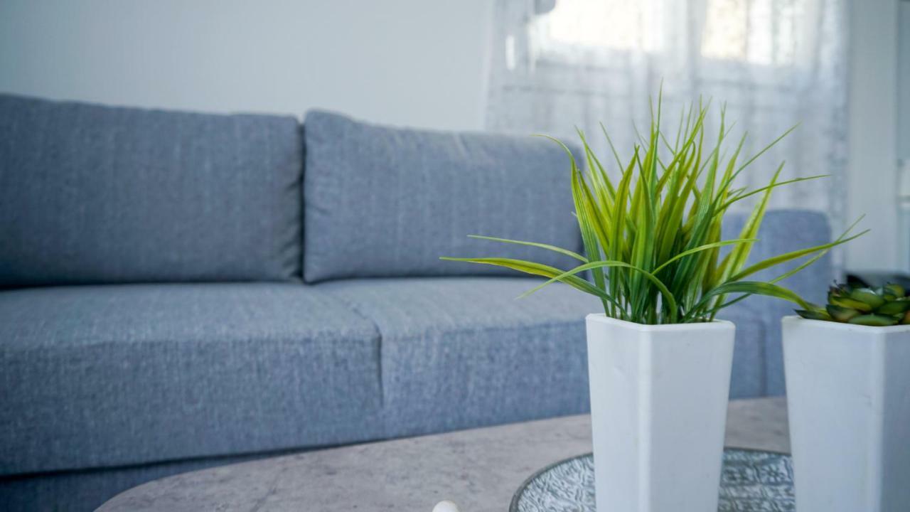 Stratonikis Apartments 팔랄리아 디오니시우 외부 사진